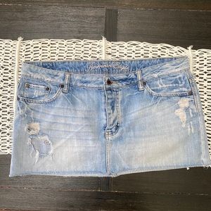 Women’s American Eagle jean skirt, size 14, distressed